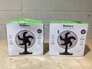 lot 190 image: LOT OF 2 Holmes 12 Table Breeze Table Oscillating Fan Black