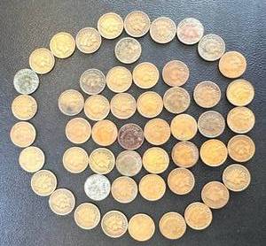 lot 8RB image: 52 Indian Head Cents - Circulated, Various Dates (US 1859-1909)