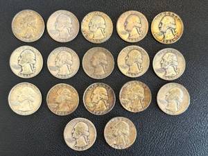 lot 10RB image: Washington Quarters - 17 Circulated Coins