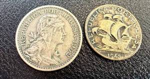 lot 11RB image: Portugal Coins - Republica Portuguesa Bust, 1943 Caravel Ship- 50 Centavos