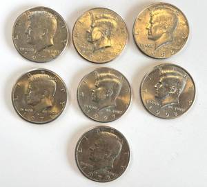 lot 33RB image: 7 Eisenhower Dollars 1971-1978, Denver Mint (D) - US Coin Set with Millennium Dollars Case