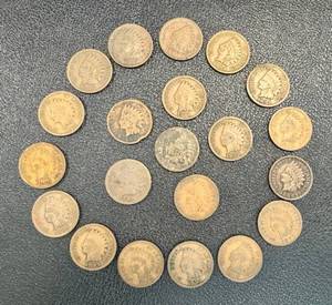 lot 35KC image: Indian Head Cent - 21 Coins - Circulated - Various Dates