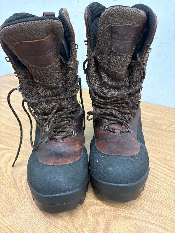 lot 163 image: insulated work boots size 13