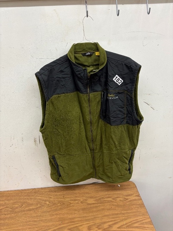 lot 182 image: Cabelas Guidewear vest size 2XL