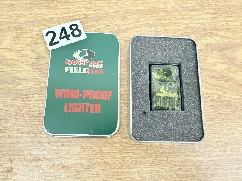 lot 248 image: Mossy Oak wind proof lighter