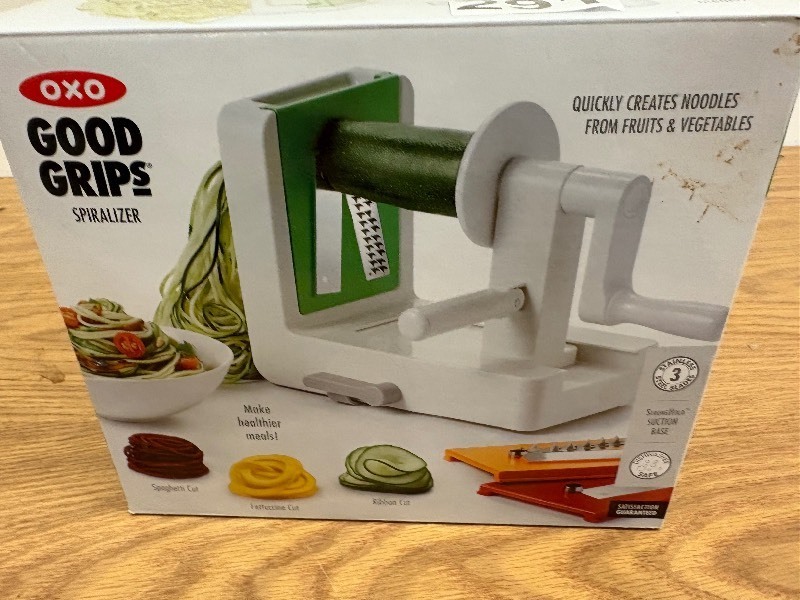 lot 291 image: spiralizer food processor