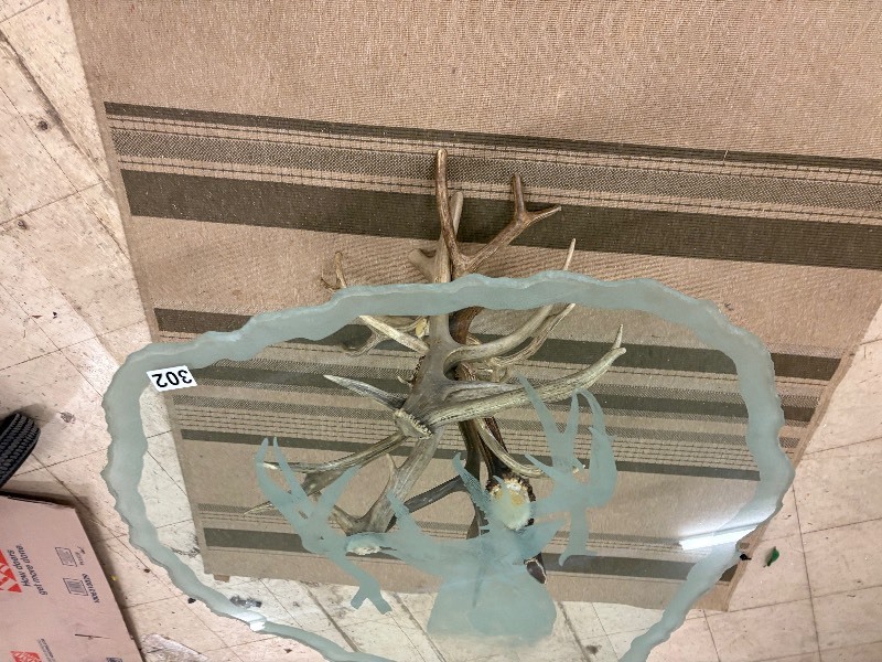 lot 302 image: Authentic Antler deer base with etched glass top