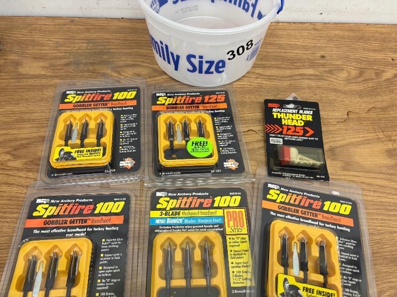 lot 308 image: Spitfire Mechanical Broadheads  Multiple Packs
