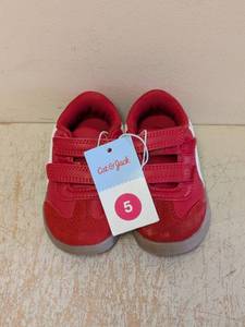 lot 18 image: NEW CAT & JACK KIDS SHOES SIZE 5 RED