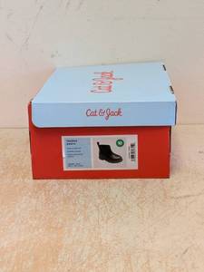 lot 25 image: NEW CAT & JACK KIDS TANNER BOOTS SIZE 10 BLACK