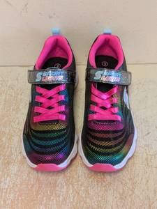lot 28 image: NEW SKECHERS SPORTS LIGHTS KIDS SHOES SIZE 3
