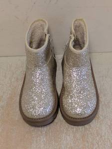 lot 4 image: NEW CAT & JACK KIDS SHOES SIZE 4 GOLD