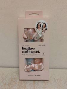 lot 150 image: NEW THE SATIN HEATLESS CURLING SET