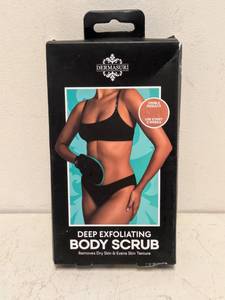 lot 152 image: NEW DERMASURI DEEP EXFOLIATING BODY SCRUB