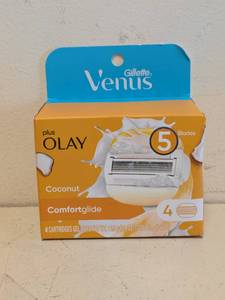 lot 125 image: NEW GILLETTE VENUS COCONUT COMFORT GLIDE REPLACEMENT CARTRIDGES 5PK