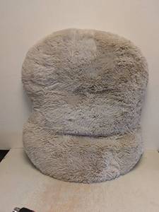 lot 186 image: NEW KIRKLAND SIGNATURE PET BED CREAM