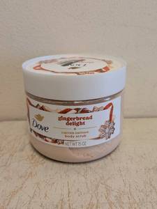 lot 97 image: NEW DOVE GINGERBREAD DELIGHT BODY SCRUB