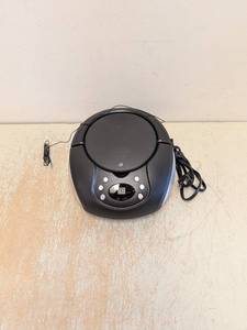 lot 182 image: GPX BC112B PORTABLE CD BOOMBOX