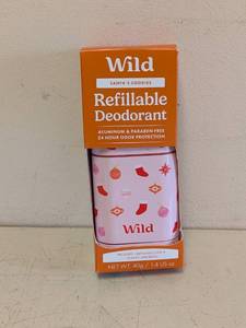 lot 207 image: NEW WILD SANTAS COOKIES REFILLABLE DEODORANT