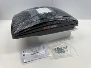 lot 1 image: MAXXFAN RV EXHAUST FAN