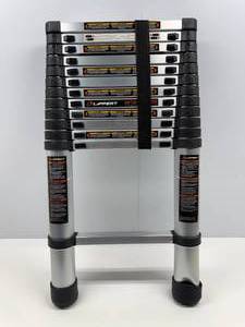 lot 3 image: LIPPERT ON-THE-GO LADDER