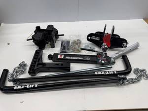 lot 33 image: CAMCO EAZ LIFT WIEGHT DISTRIBUTION HITCH