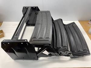 lot 60 image: LIPPERT MANUAL RV STEPS