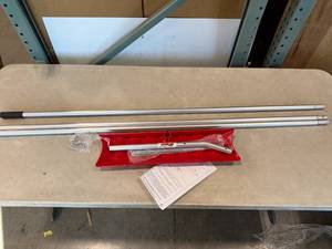 lot 99 image: EXTREME MAX ROOF RAKE