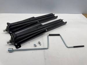 lot 100 image: BAL RV STABALIZING JACKS