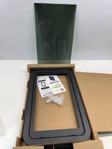 lot 156 image: LIPPERT RV WINDOW