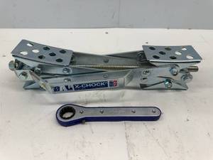 lot 160 image: BAL RV TIRE STABALIZING CHOCK