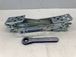 lot 161 image: BAL RV TIRE STABALIZING CHOCK