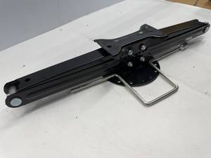 lot 167 image: QUICK PRODUCTS RV LEVELING JACK