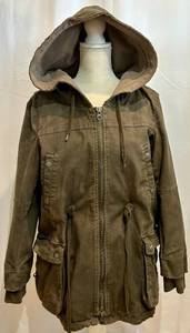 lot 250 image: Free People Distressed Canvas Jacket Hooded Olive Drab Cotton