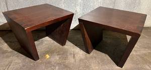lot 18 image: Pottery Barn End Tables (Lot of 2) 13.5H x 16.5W x 17D