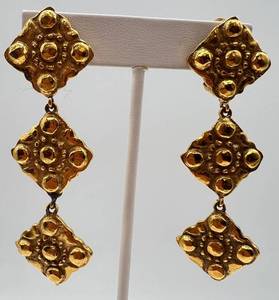 lot 230 image: Vintage Chanel Gold-Tone Clip-On Drop Earrings - Diamond Motif, Made in France
