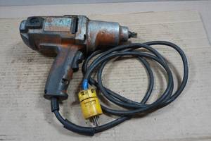 lot 62 image: Black & Decker 12 Drive Corded Electric Impact Wrench