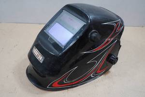 lot 113 image: Ironton Auto-Darkening Welding Hood