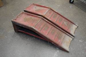 lot 119 image: Heavy Duty Metal Car Ramps