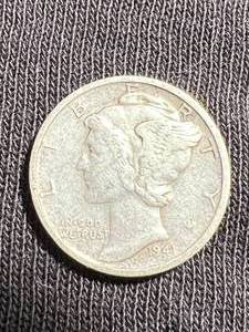 lot 44 image: 1941-S US MERCURY DIME