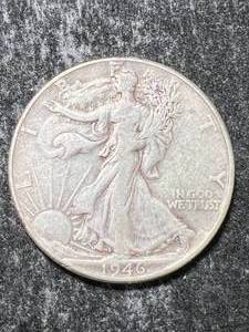 lot 64 image: 1946 US WALKING LIBERTY HALF DOLLAR