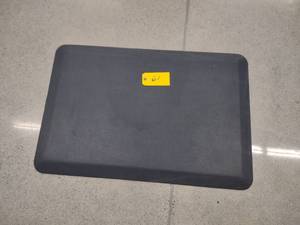 lot 61 image: Anti Fatigue Floor Mat, 35x23...