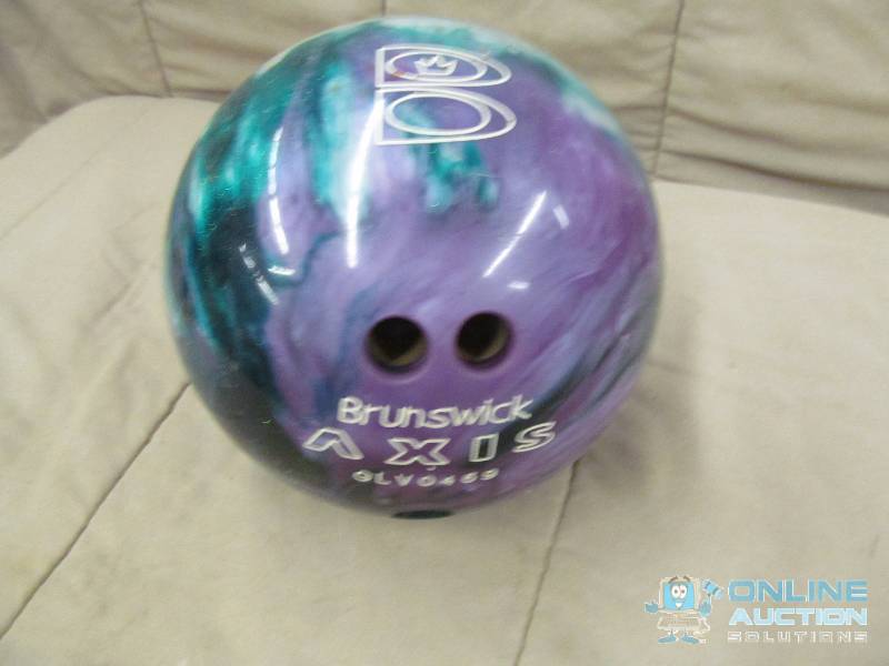 lot 26 image: Bowling Ball