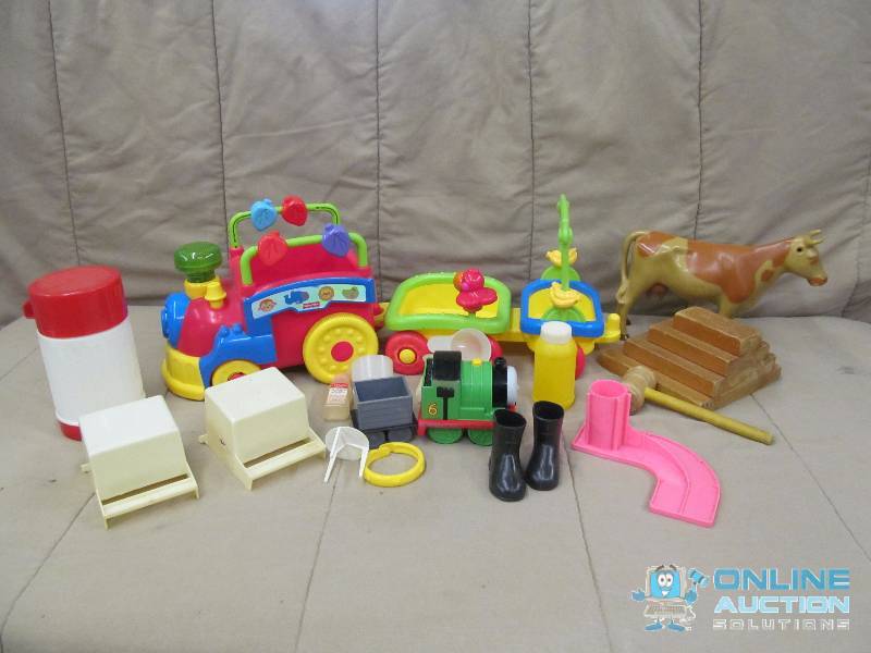 lot 29 image: Toys
