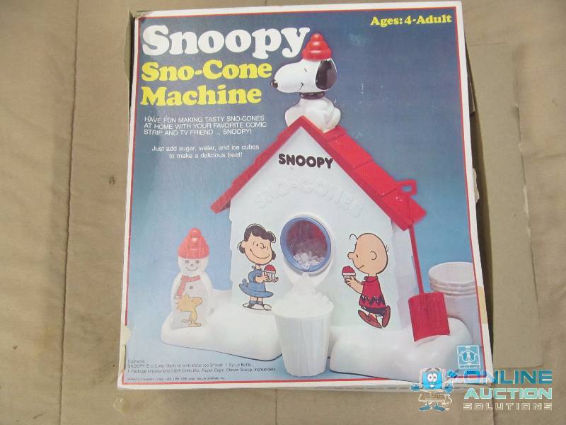 lot 42 image: Snoopy