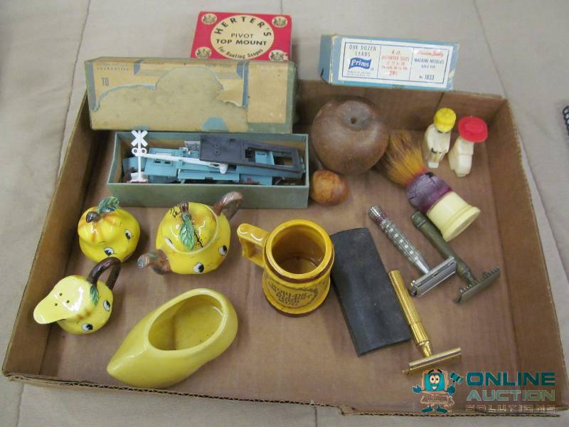 lot 82 image: Vintage