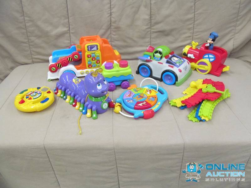 lot 110 image: Toys