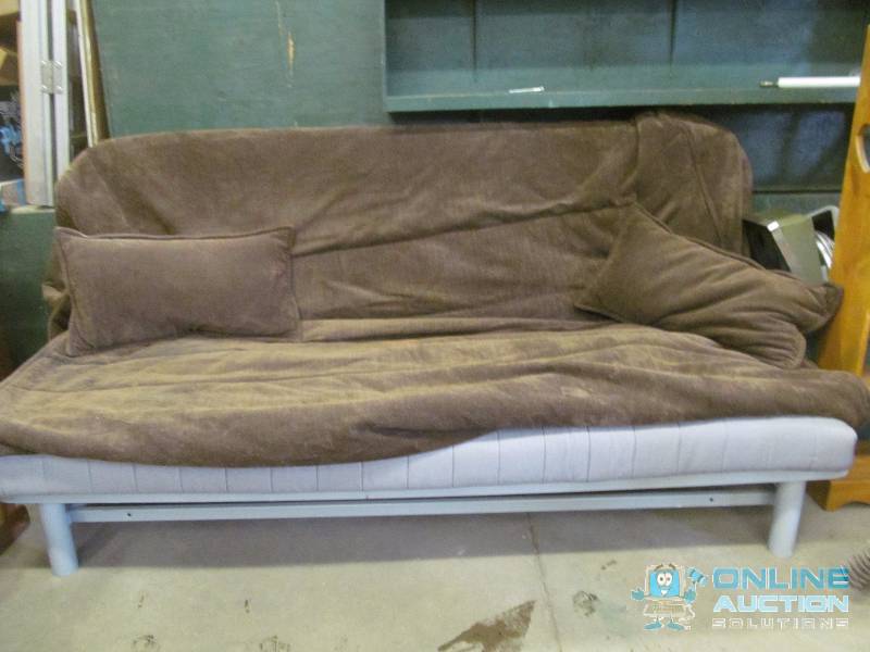 lot 125 image: Futon
