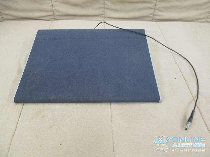 lot 126 image: Laptop cooler