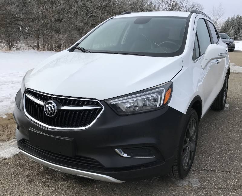 lot 2 image: 2019 Buick Encore Sport Touring